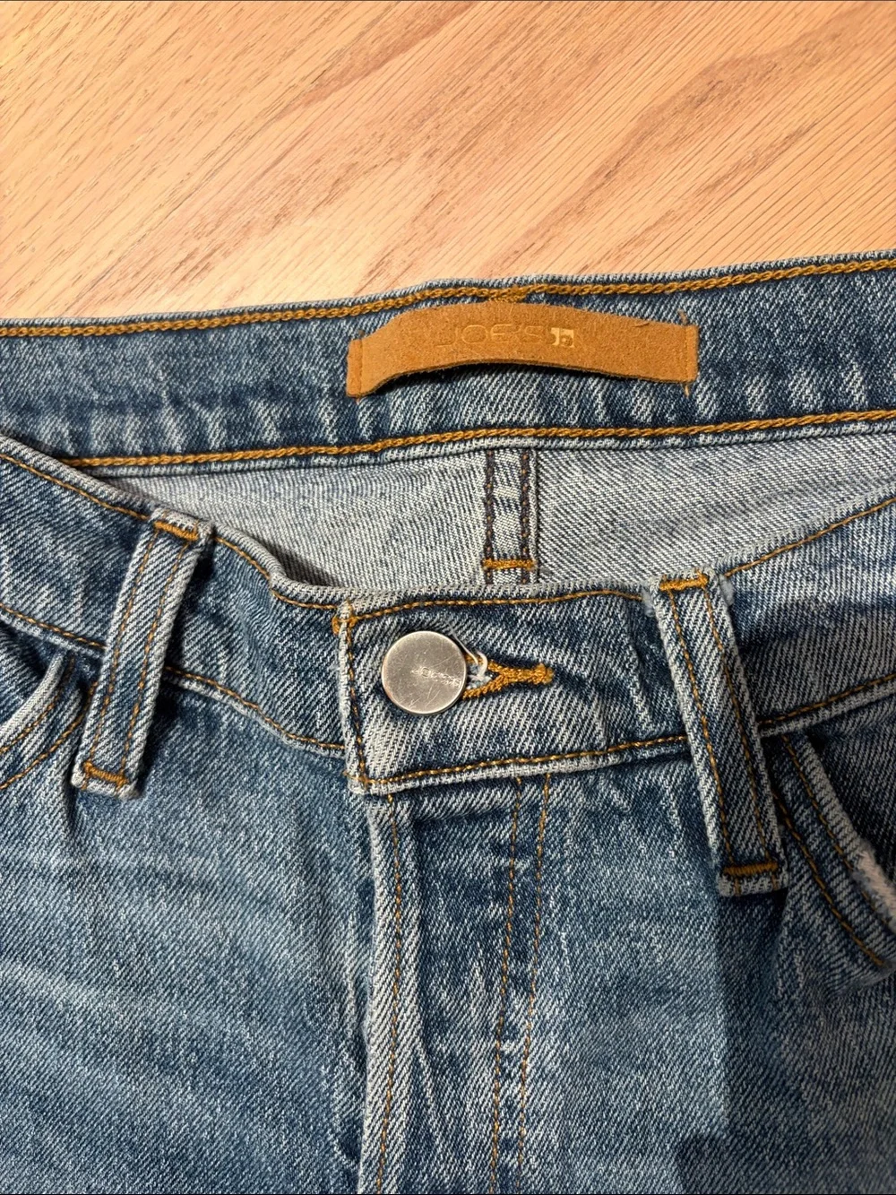Joe’s Women’s Jeans, The Honor High Rise Vintage Straight cropped, SZ 26